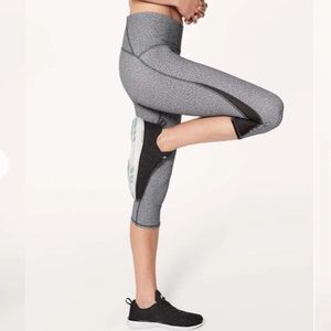 Lululemon Train Times Crop Fractal Alpine White 6